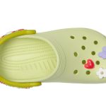 Classic Clogs with Jibbitz Shoe Charms (Little Kid/Big Kid)