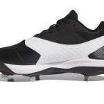 Icon 8 Baseball Cleats