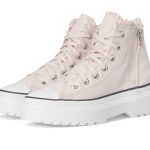 Chuck Taylor All Star Lugged Lift Ruffles (Big Kid)