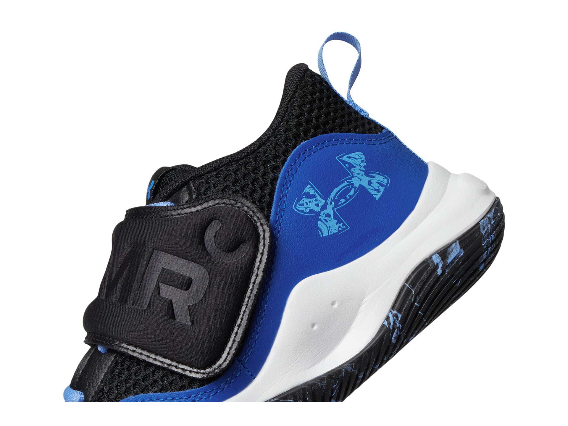 ZONE 2 Basketball Shoe (Little Kid) - Галерея 6