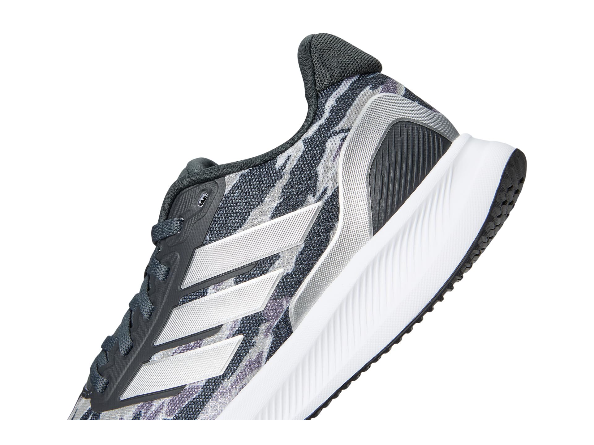 Run Falcon 5 Sportswear Shoes (Big Kid) - Галерея 6