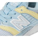 997Rv1 New-B Hook & Loop (InfantToddler)