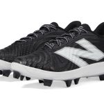 FuelCell 4040v7 Molded Baseball Cleats
